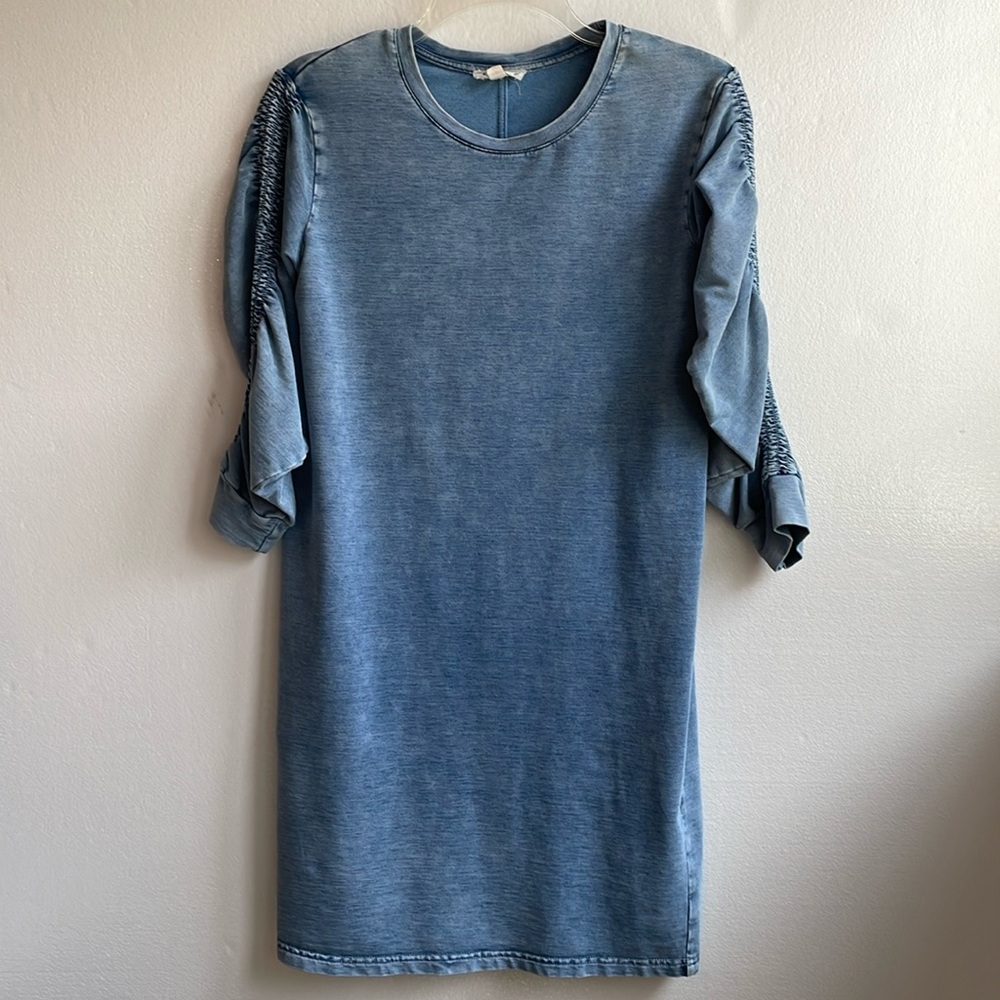 Jane & Delancey elasticized sleeve “denim look“ knit dress size extra small